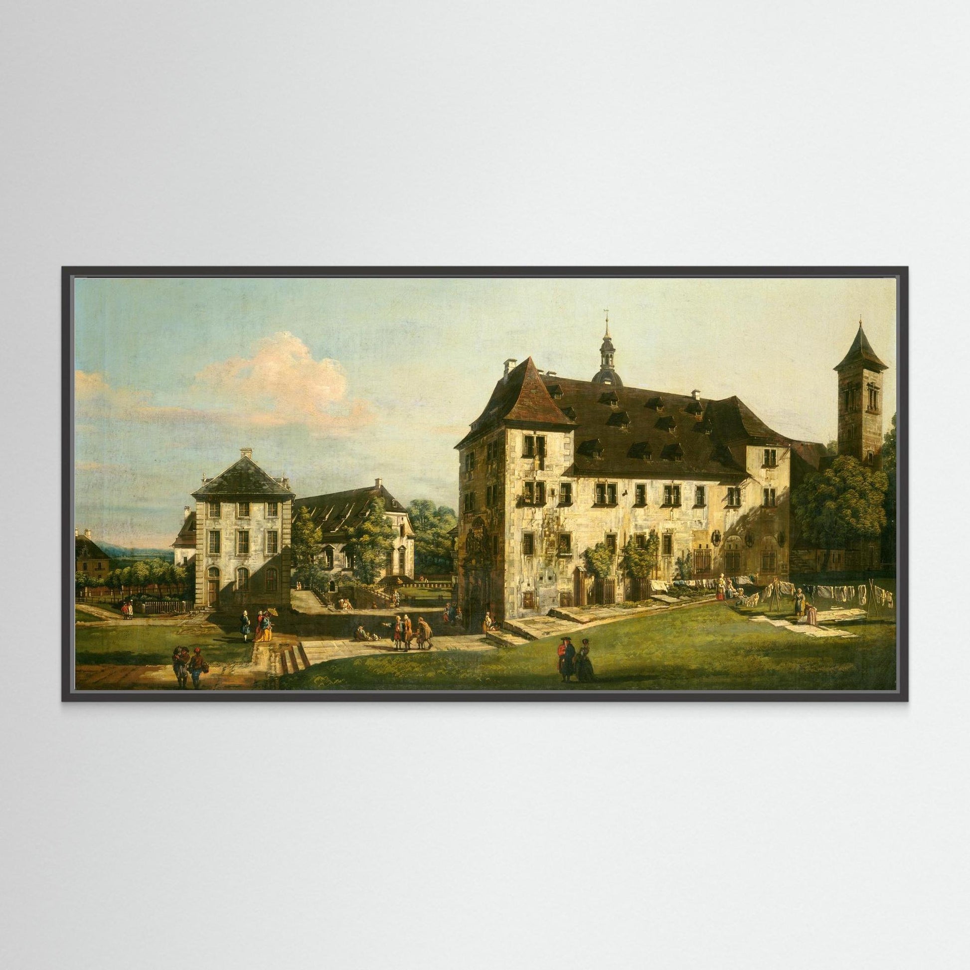 The Fortress of Konigstein: Courtyard with the Magdalenenburg